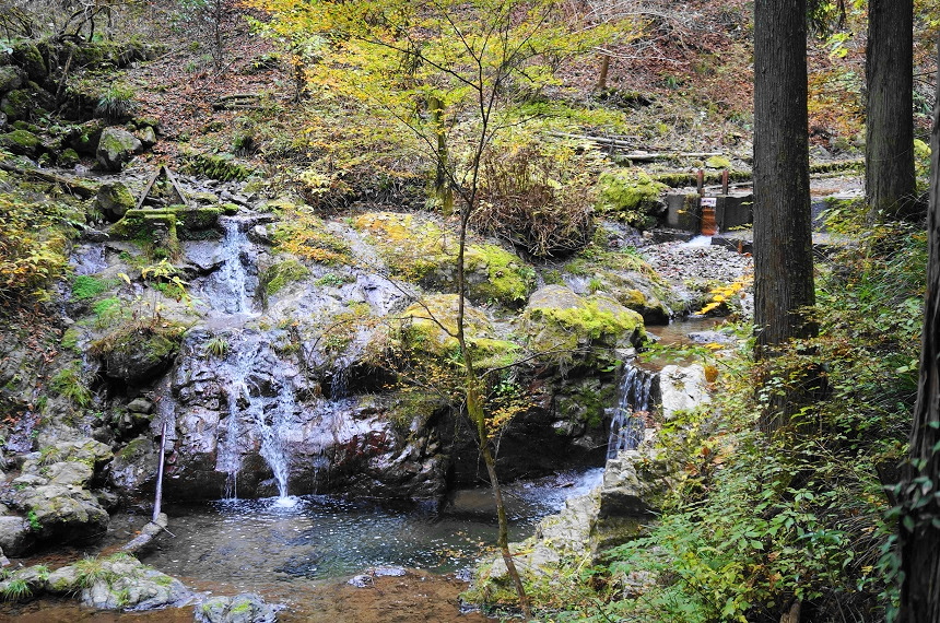 払沢の滝